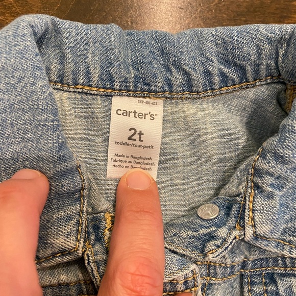Carters denim jacket 2T - Picture 3 of 3